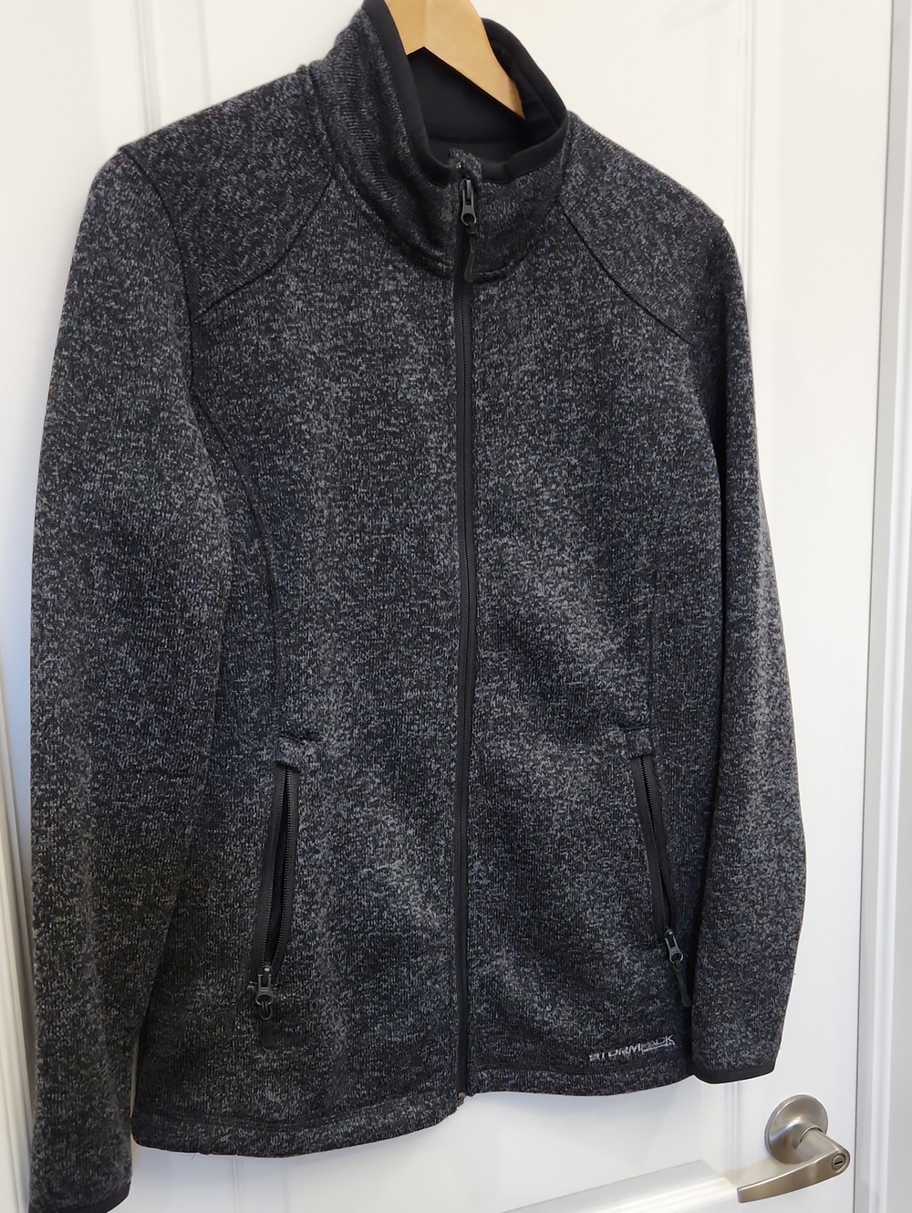 L Stormpack By Sunice Heathered Grey Knit Jacket- Gorpcore